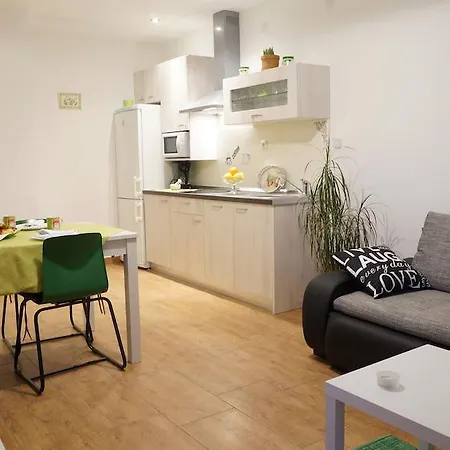 Luvija Apartment *