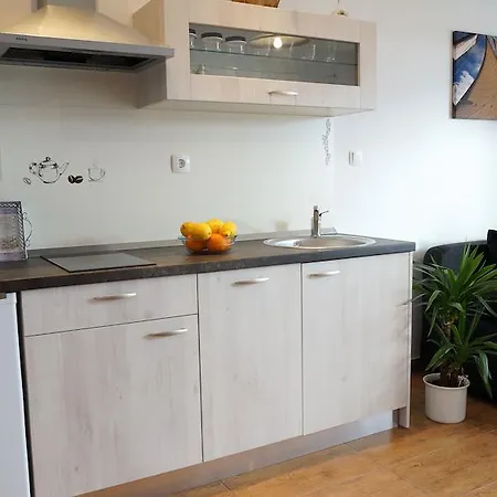 Luvija Apartment *