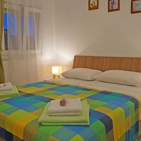 Luvija Apartment *